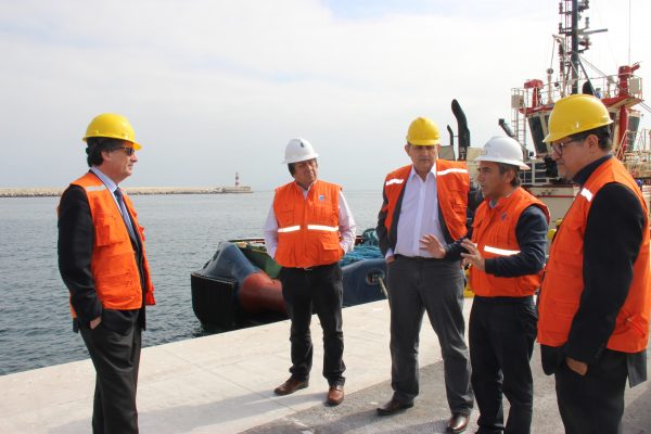 visita-puerto-antofagasta-e1500064585360